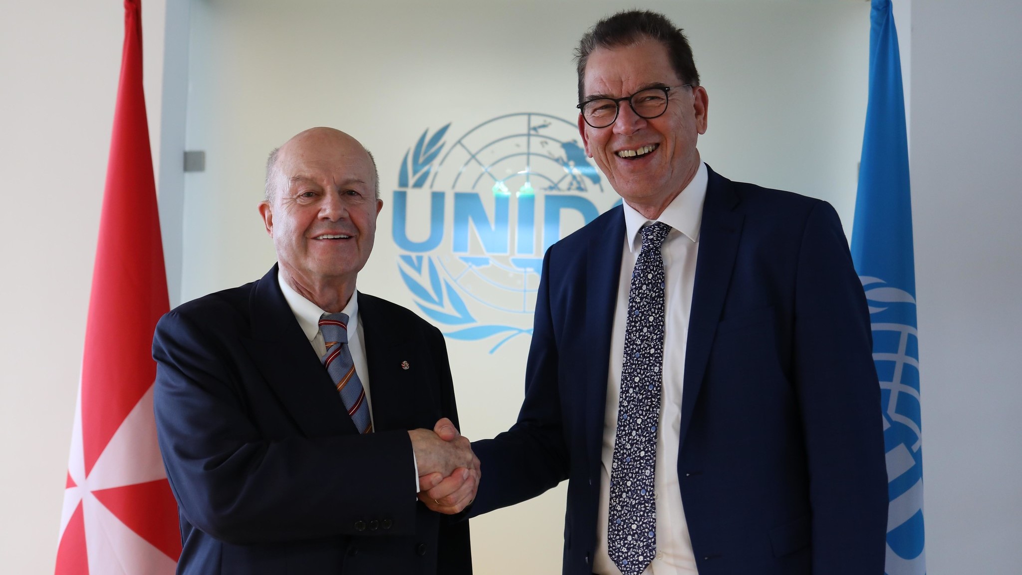 Director General Gerd Müller meets Ambassador Günther Granser
